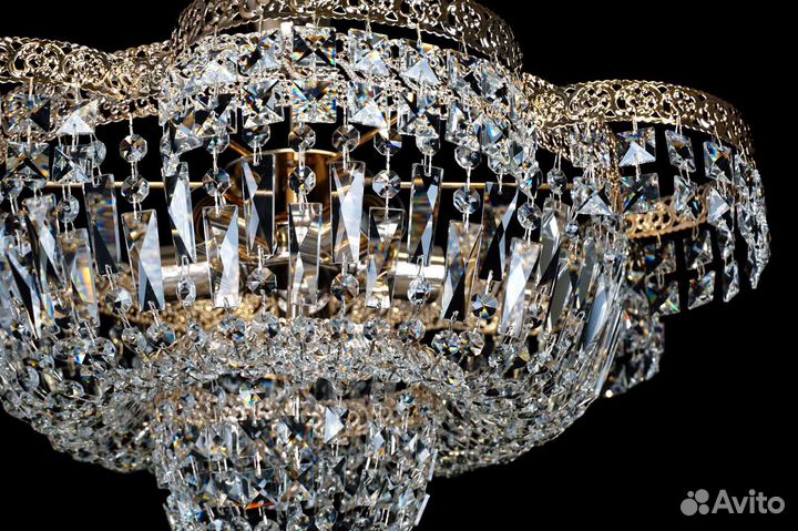 Потолочная люстра 