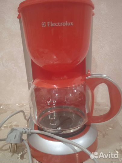 Кофеварка капельная Electrolux EKF3130 RE