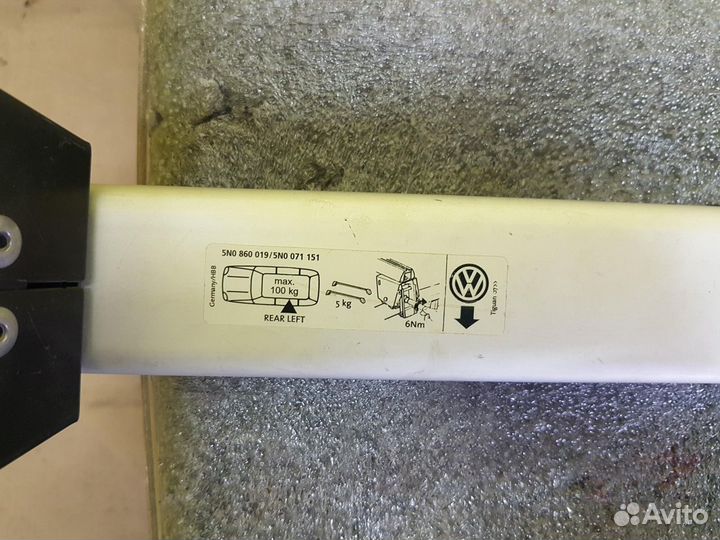 Рейлинги Volkswagen Tiguan новый оригинал. Рейлинг