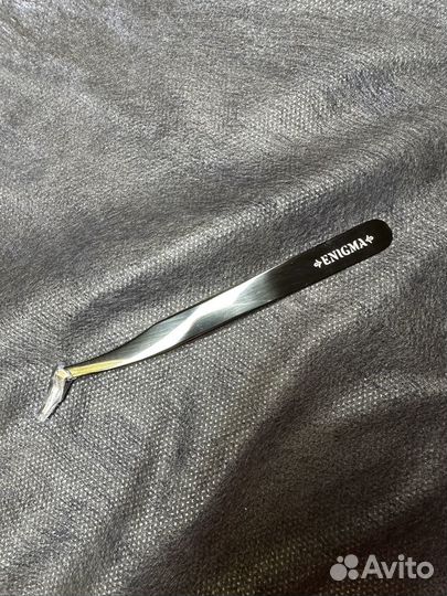 Пинцет Enigma