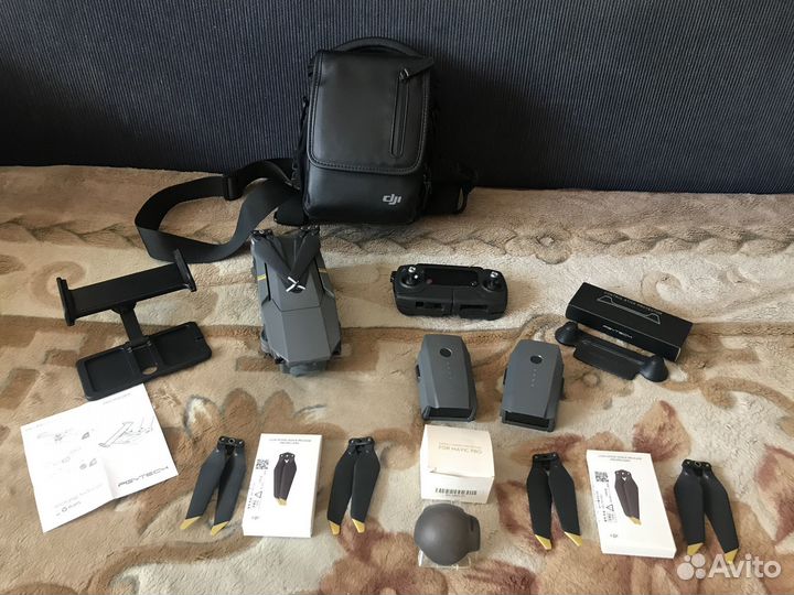 Квадрокоптер DJI mavic PRO combo