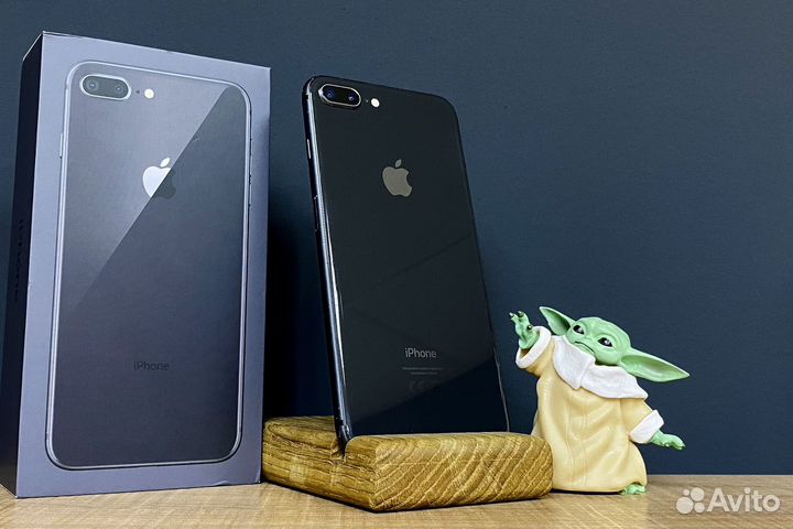 iPhone 8 Plus, 64 ГБ