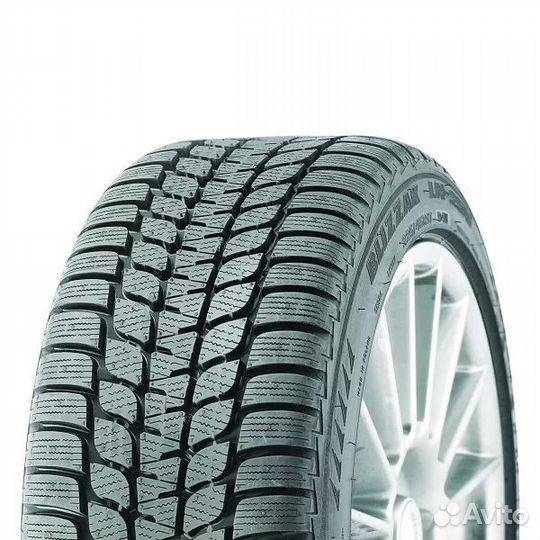 Bridgestone Blizzak LM-25 245/50 R17