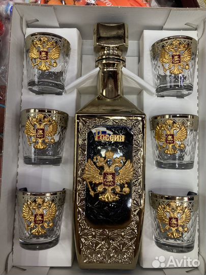 Подарочный набор (6 рюмок и праздничная бутылка)