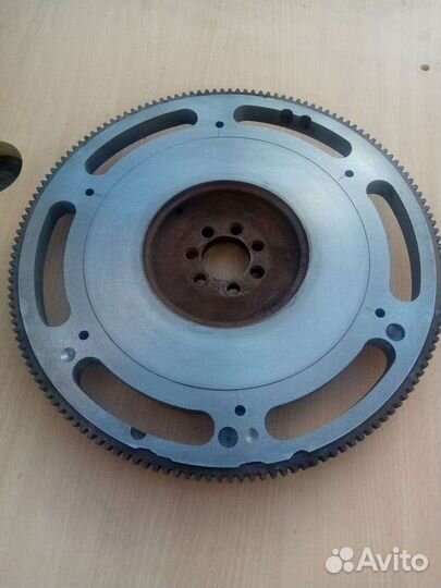 Шатуны 405,406. Маховик