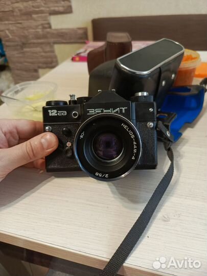 Пленочный фотоаппарат зенит 12сд