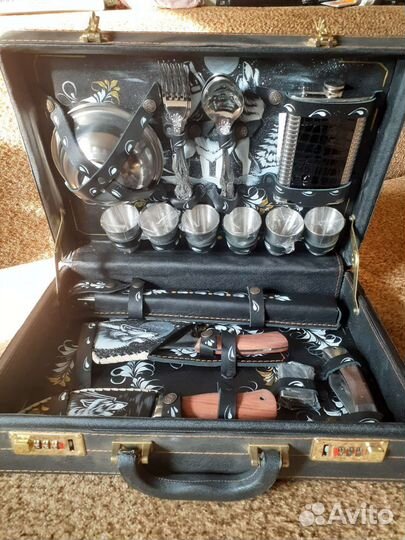 Подарочный набор для шашлыка в кейсе