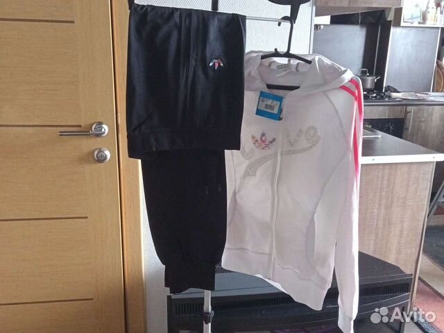 Женский спортивный костюм Adidas,белый,размер 46