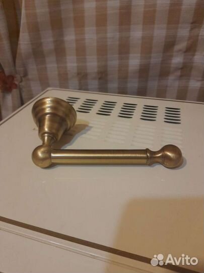 Держатель для туал.бумги бронза