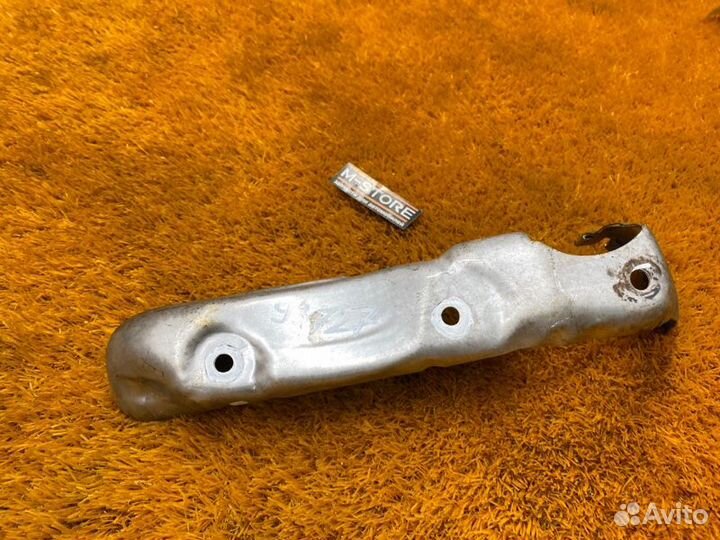 Тепловой экран Volkswagen Passat B7 caxa 2011