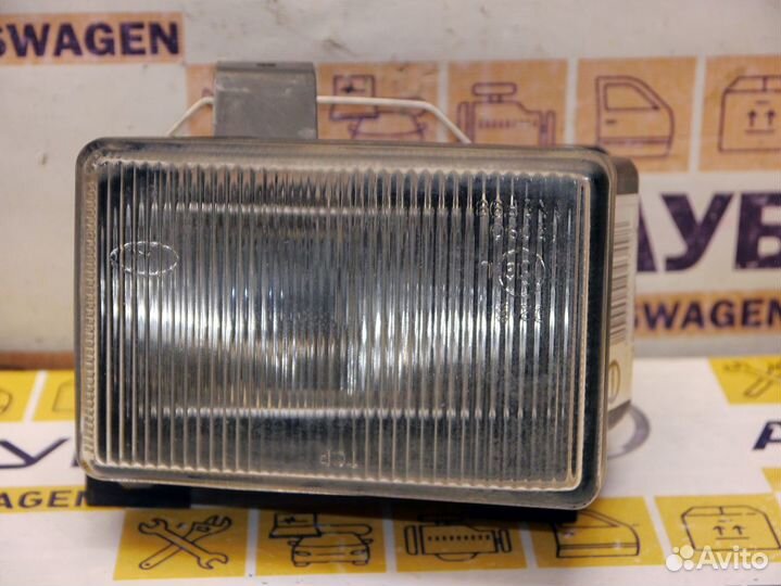 Фара противотуманная левая Вольво 850