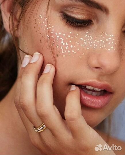 Золотые веснушки