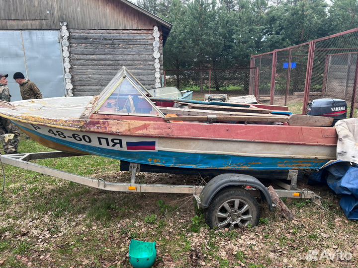 Комплект моторная лодка с мотором и прицепом