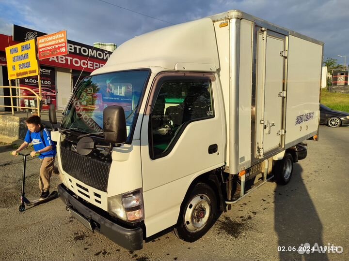 Isuzu ELF (N-series) рефрижератор, 2006