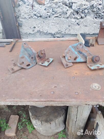 Подушки двигателя Д 144