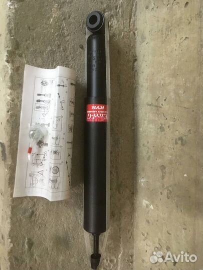 Амортизатор задний для toyota