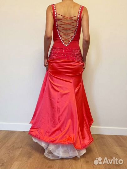 Платье для выступлений