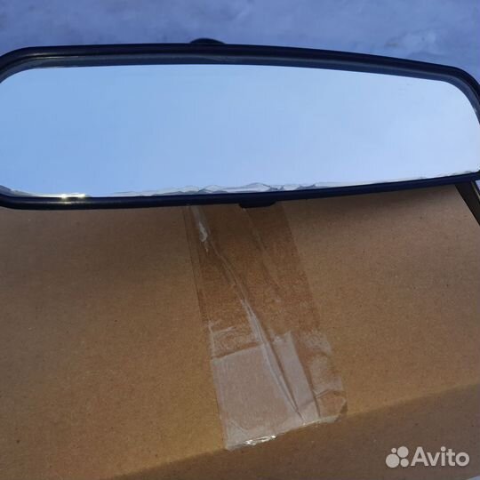Зеркало заднего вида салонное