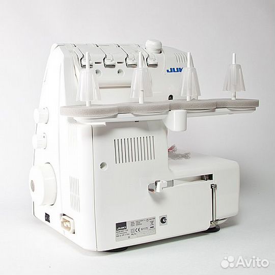 Коверлок juki MO - 735 24 программы Плоский шов