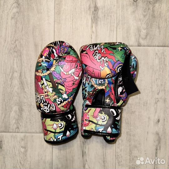 Боксерские перчатки Fairtex 14 oz