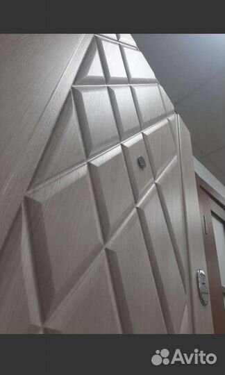 Дверь входная