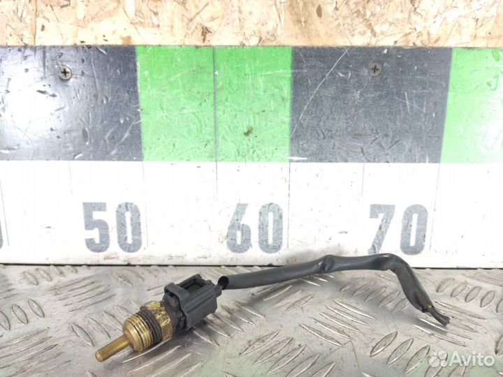 Датчик температуры жидкости Mitsubishi Carisma 200