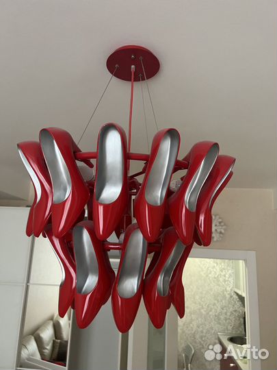 Люстра из туфель (Cristal Lux Tiffany SP7 Rosso)