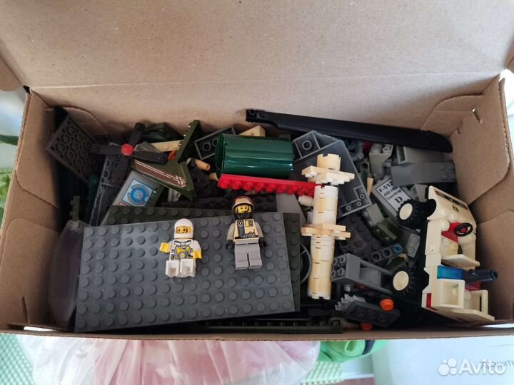 Конструкторы Lego и не только