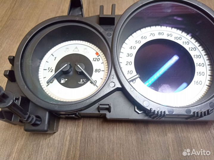 Приборная панель Mercedes W204 рестайлинг