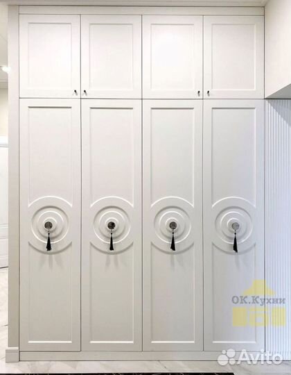 Шкаф распашной