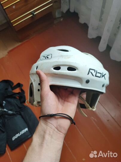 Шлем хоккейный