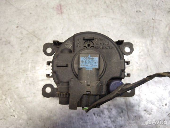 Фара противотуманная передняя Ford Focus 2 хетчбэк