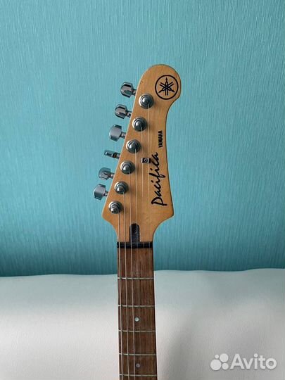 Электрогитара Yamaha pacifica 112j