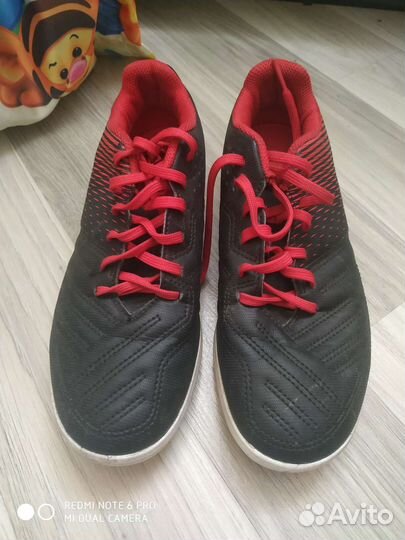 Футбольные бутсы