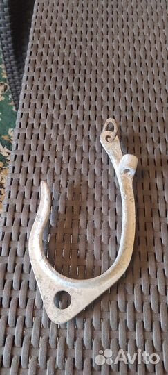 Крюк электрика германия