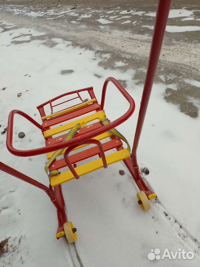 Детские санки с задними колесами