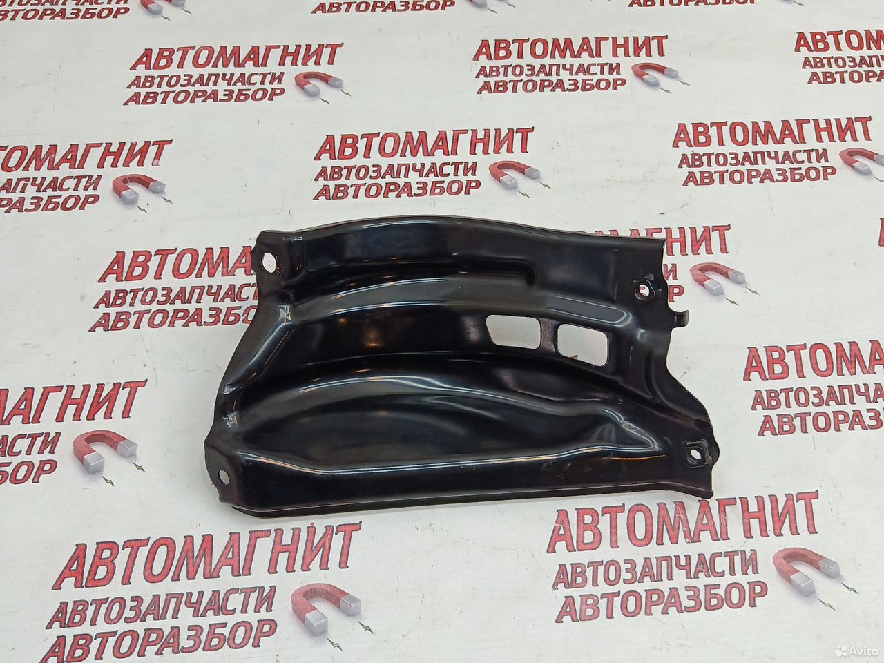 Кронштейн крепления АКБ Toyota Rav 4 XA40