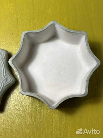 Шкатулка «Девочка и мальчик», фарфор бисквит СССР