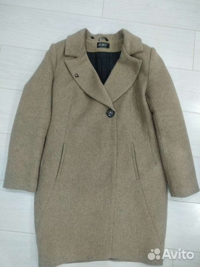 Пальто женское зимнее 50 52 с мехом