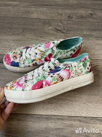 Кеды на девочку новые 37