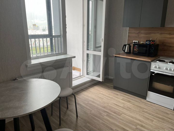 1-к. квартира, 37 м², 15/18 эт.