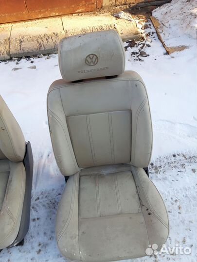 Передние сиденья volkswagen t5