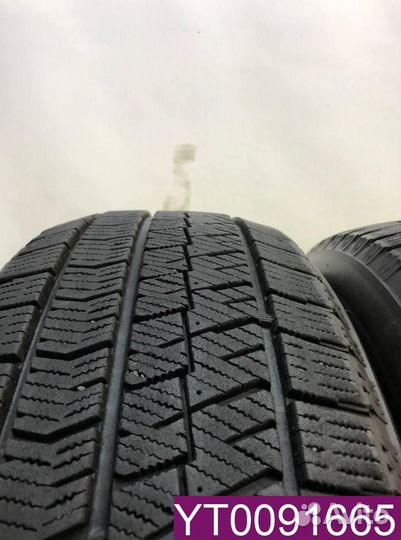 Bridgestone Blizzak VRX 215/60 R17 96Q