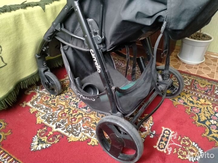 Прогулочная коляска