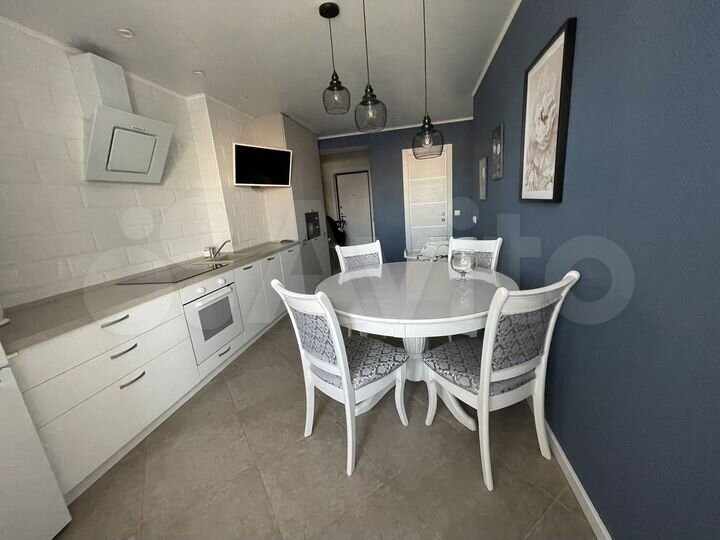 2-к. квартира, 63 м², 4/16 эт.