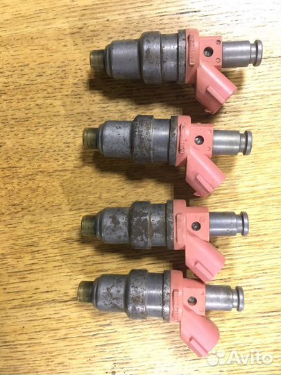 Форсунка топливная 4E-FE,5E-FE