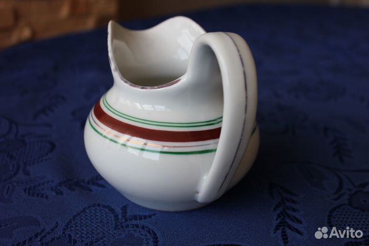 Сливочник Кузнецовский фарфор. Кузнецов. Царизм