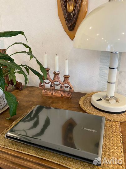 Шустрый Samsung /AMD/4гб/отл сост