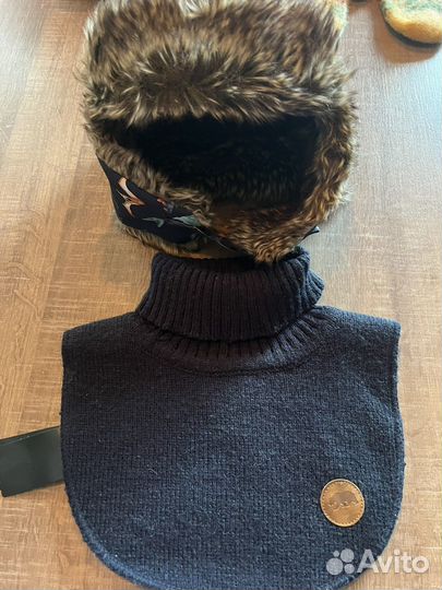 Шапка и манишка комплект 92-104