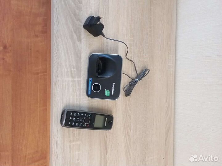 Домашний телефон